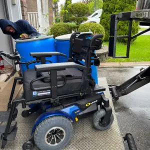 Jazmin_Headley_Barrels_and_wheechairs_donation